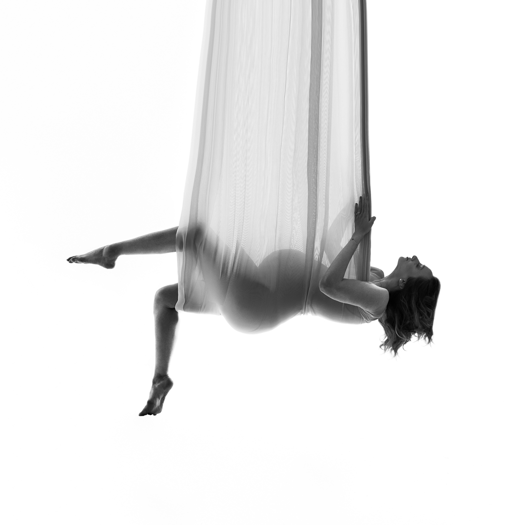 La maternità è un viaggio emozionante e irripetibile. Celebra questo momento speciale con una sessione fotografica che racconta la tua bellezza, la tua forza e l'amore che cresce dentro di te.