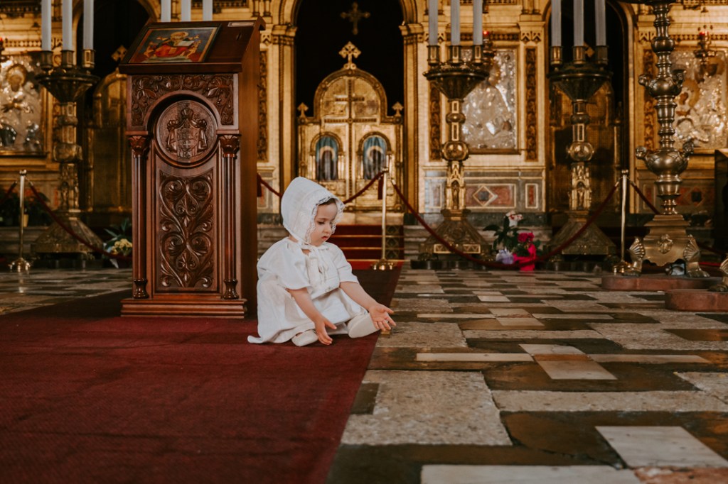 Battesimo Ortodosso a Trieste: Una Famiglia Georgiana nella Chiesa Serba di&nbsp;Trieste